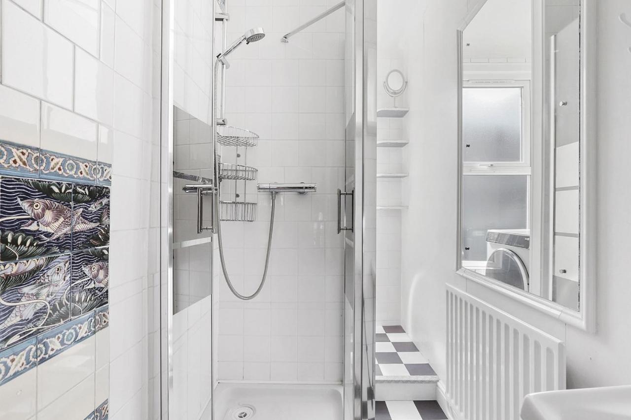 Stunning Victorian Property Near Canary Wharf! * Londra
